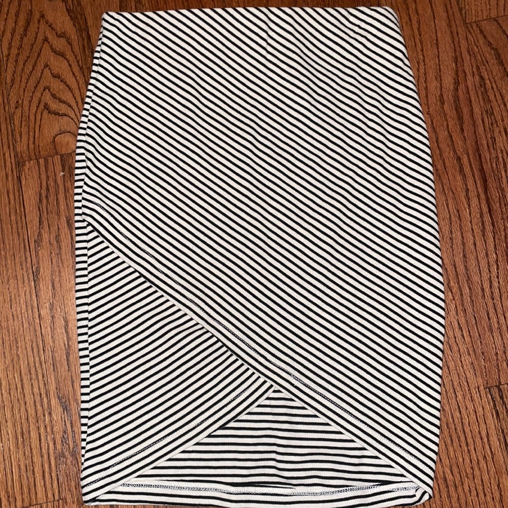 Striped skirt